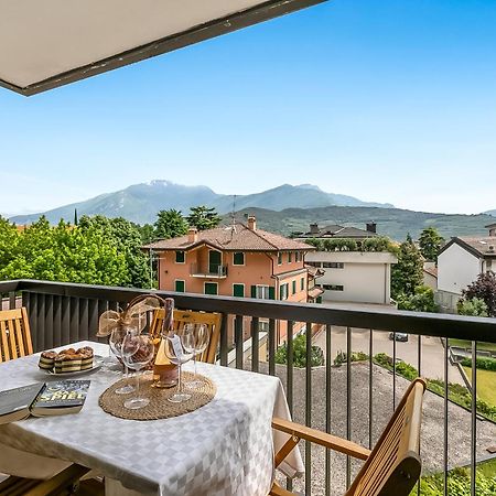 Appartamento Amy - Happy Rentals Riva del Garda Eksteriør bilde